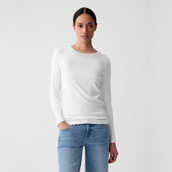 GAP Tops - 2/$30 GAP Long Sleeve Modern Crew Neck T-Shirt Fresh White XXS #A1145